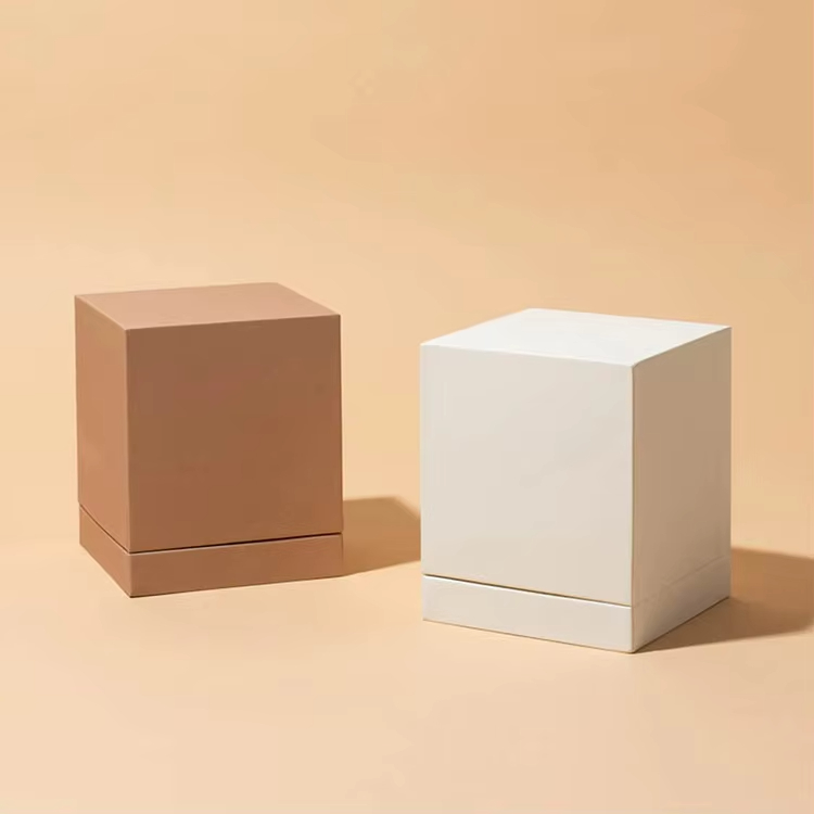 Китай Роскошная подарочная коробка для свечей с двойными дверцами и логотипом на заказ, жесткая картонная упаковка для свечей - Гуанчжоуское ООО по печатанию “И Сэнь”