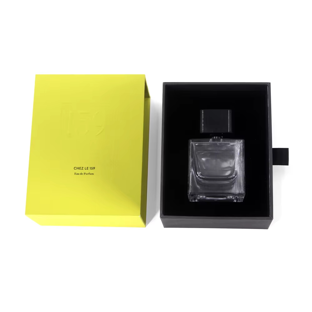 Китай Изготовленная на заказ УФ-бумага пустая коробка для духов объемом 50 мл, роскошная косметическая упаковка, подарочная коробка для духов - Гуанчжоуское ООО по печатанию “И Сэнь”