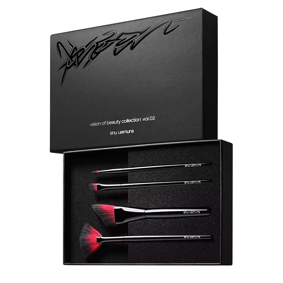 Китай Роскошный подарочный набор для макияжа из жесткого картона с клапаном, фирменная магнитная косметическая упаковка со вставкой - Гуанчжоуское ООО по печатанию “И Сэнь”