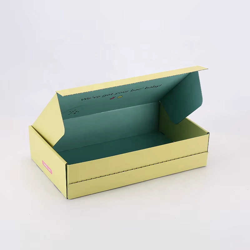 Китай Почтовая коробка из гофрированного картона с индивидуальным логотипом для электронной коммерции. Высококачественная коробка из крафт-бумаги для доставки одежды/обуви. - Гуанчжоуское ООО по печатанию “И Сэнь”