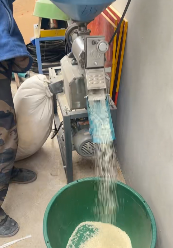 Мастерство создает совершенство, репутация завоевывает рынок – рисомолочные машины компании Jingyan Zhongxin Machinery Manufacturing Co., Ltd. получили высокую оценку от клиентов