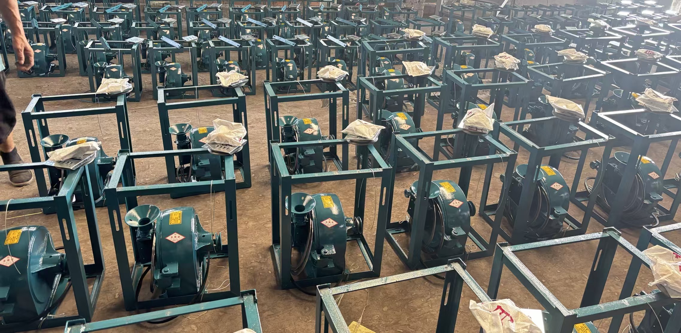 Отгрузка партии малых мельниц, знаменующая собой решительный поворот к специализированному, усовершенствованному и инновационному производству