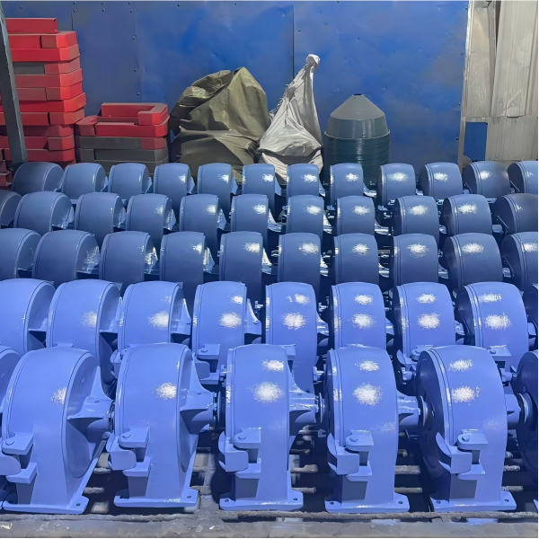 Возобновление работы после праздников идет полным ходом! Компания Jingyan Zhongxin Machinery осуществляет поставки рисомолочных машин и дробилок в провинцию Юньнань партиями