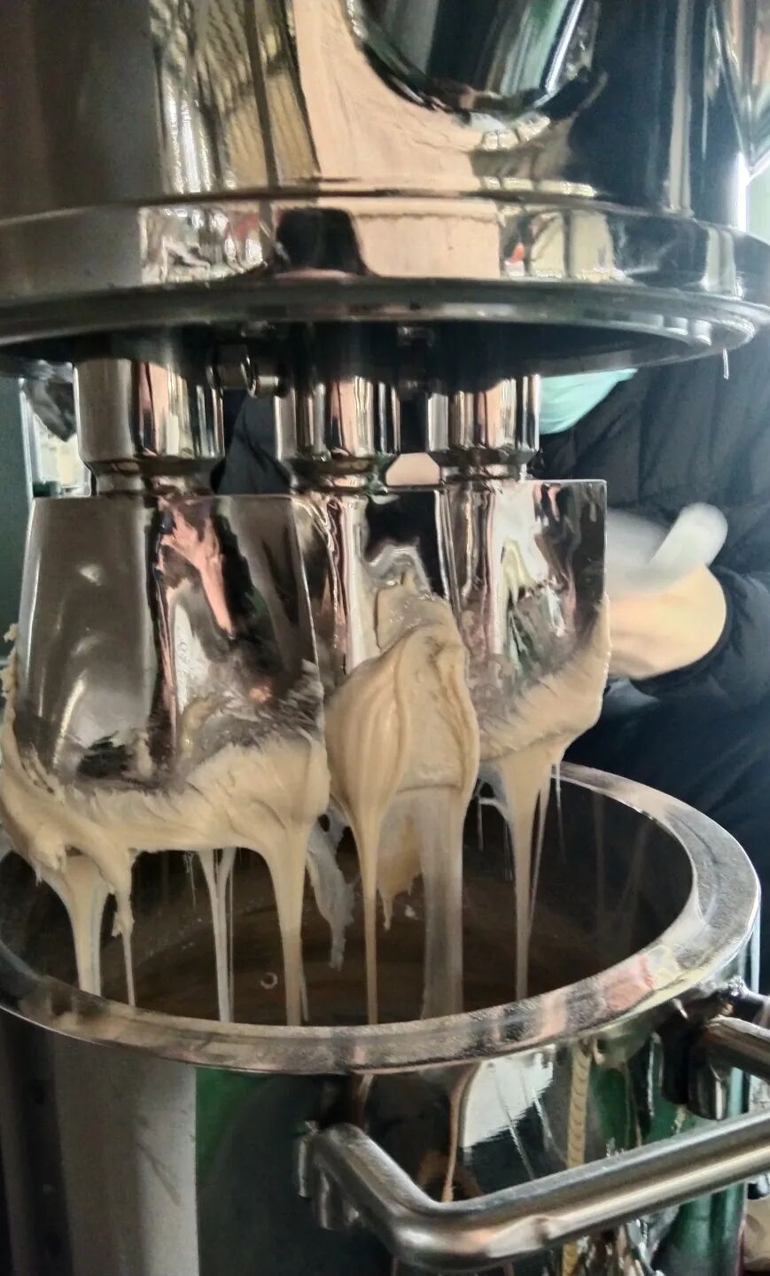 Интеллектуальный планетарный вертикальный смеситель Yushun (5)