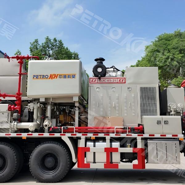 水印-45-21固井车Цементировочный агрегат45-21