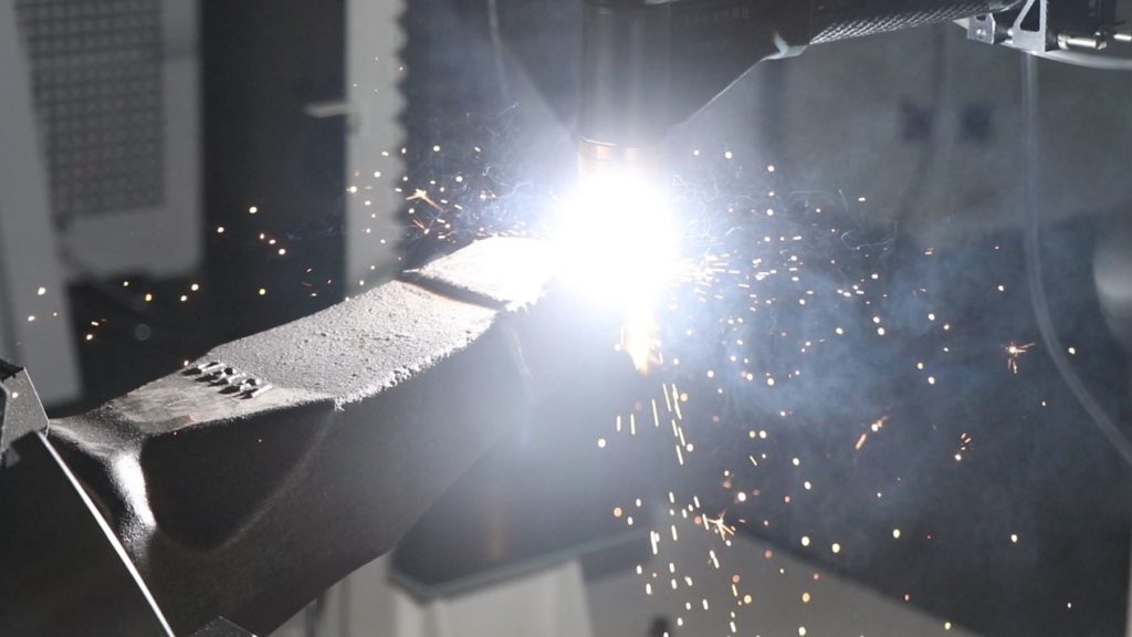 Наплавка металла в процессе сварки для повышения износостойкости