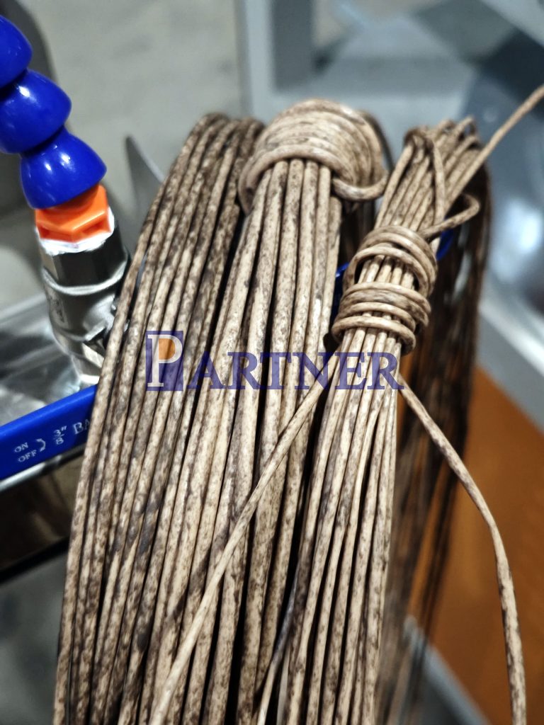 ЛИНИЯ ПО ПРОИЗВОДСТВУ ТРЕХЦВЕТНЫХ РОТАНГОВ ИЗ ПЭ/ПП - Qingdao Partner Plastic Machinery Co.,ltd