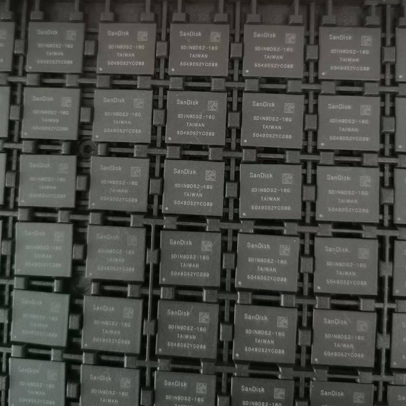 частица памяти SanDisk(SDIN9DS2-16G)