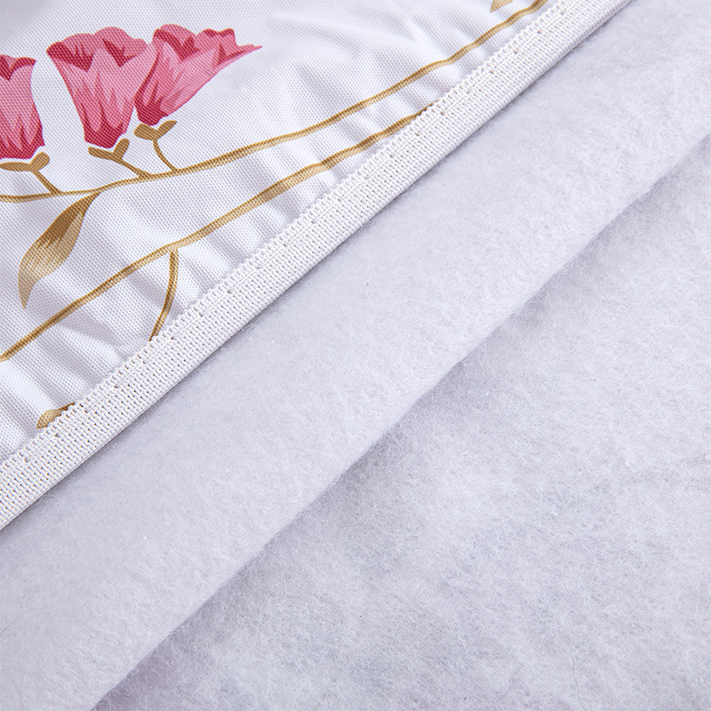 Круглое ПВХ-покрывало с красными цветами