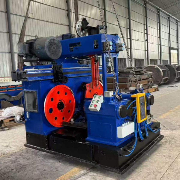 Высокая эффективность, интеллектуальное управление, точная доставка! Наше оборудование для скручивания двухрулонных кабелей успешно отправлено на объект заказчика