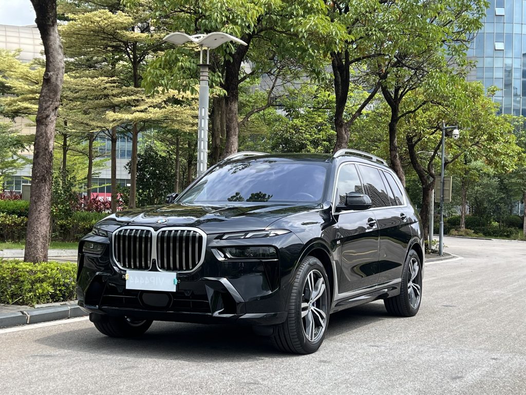 BMW X7 2023 xDrive40i Premium M Sport Package - Huishida Trading