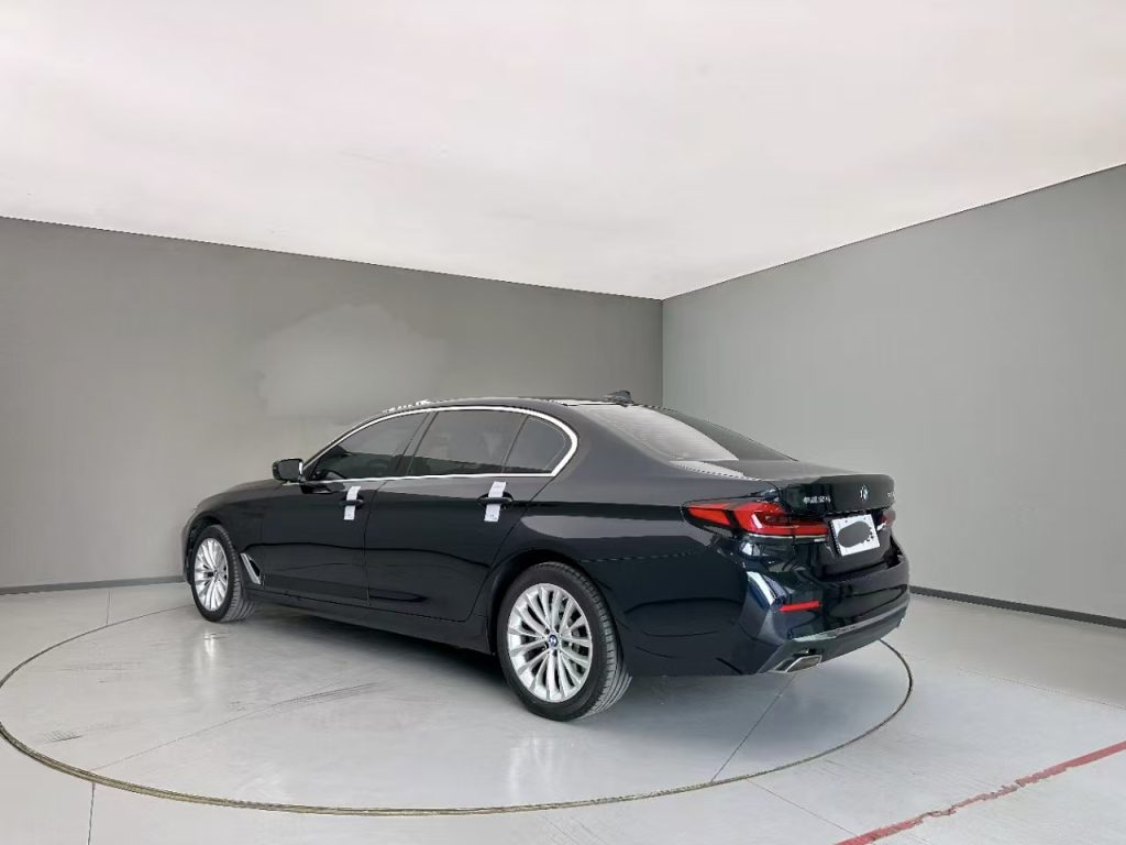 BMW 5 Series 2022 Facelift II 525Li Luxury Line - Huishida Trading