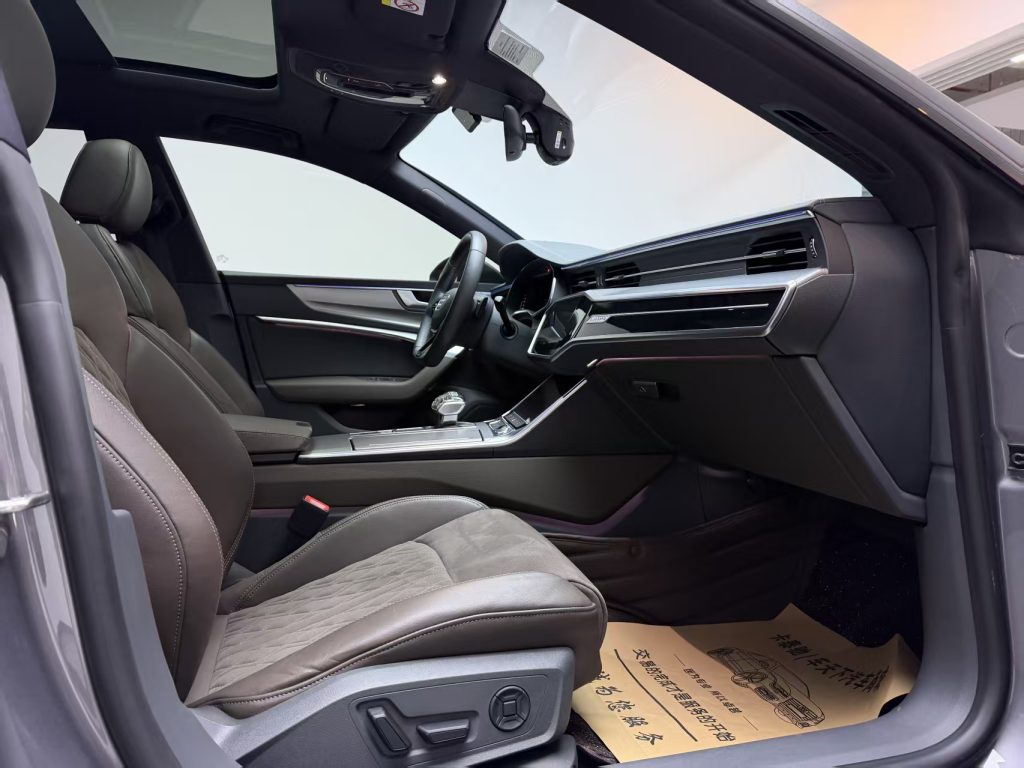 Audi A7L 2022 45 TFSI quattro S-line Wind Knight - Huishida Trading