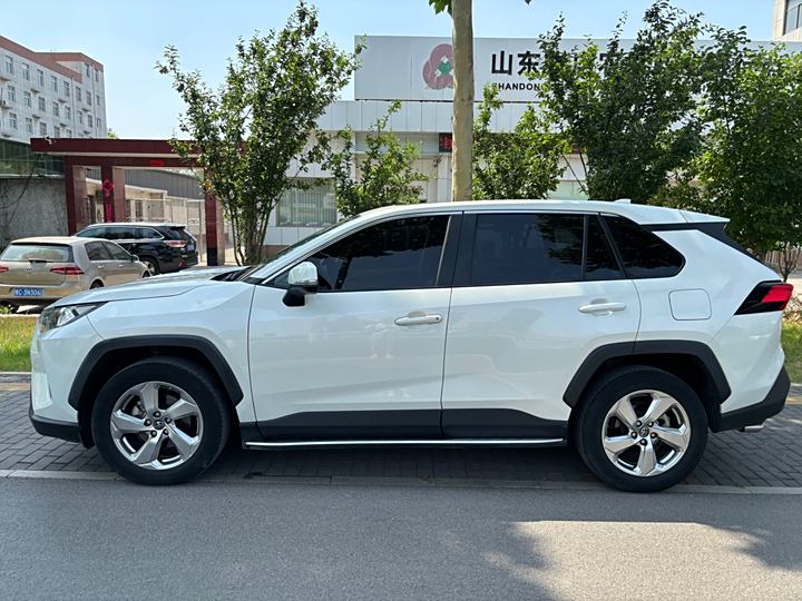 Toyota RAV4 2020 2.0L CVT 4wd - Huishida Trading