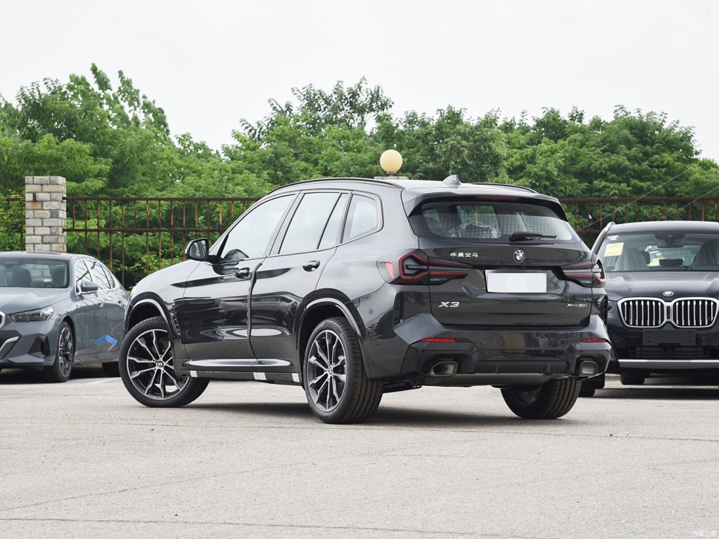 #BMW Starts Price Increases BMW X3 2023 Modified xDrive30i Lead M Obsidian Package - Huishida Trading