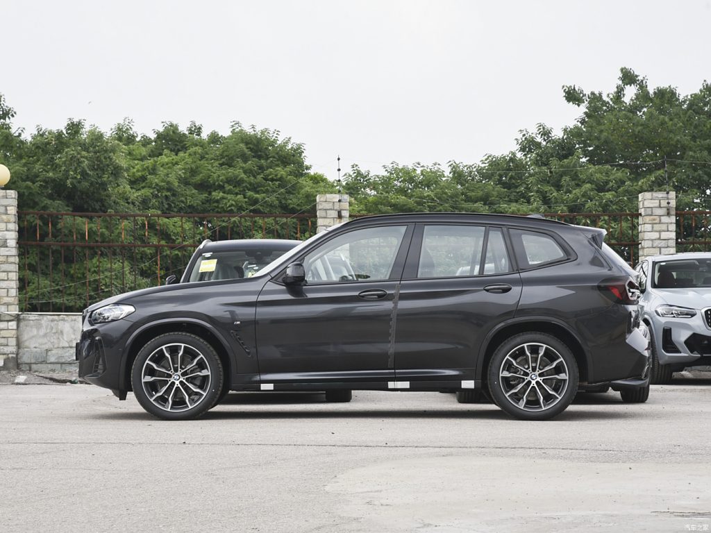 BMW X3 2023 Model Facelift xDrive30i Leading M Night Package - Huishida Trading