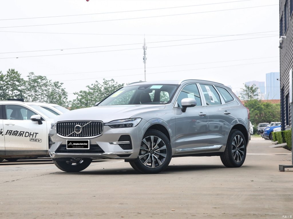 Volvo XC60 2024 B5 4WD Smart Deluxe Edition - Huishida Trading