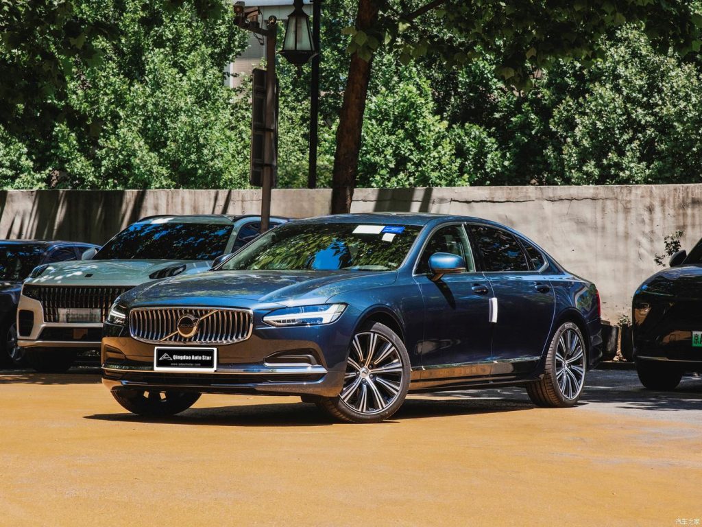 Volvo S90 2024 B5 Жия Luxury Edition - Huishida Trading