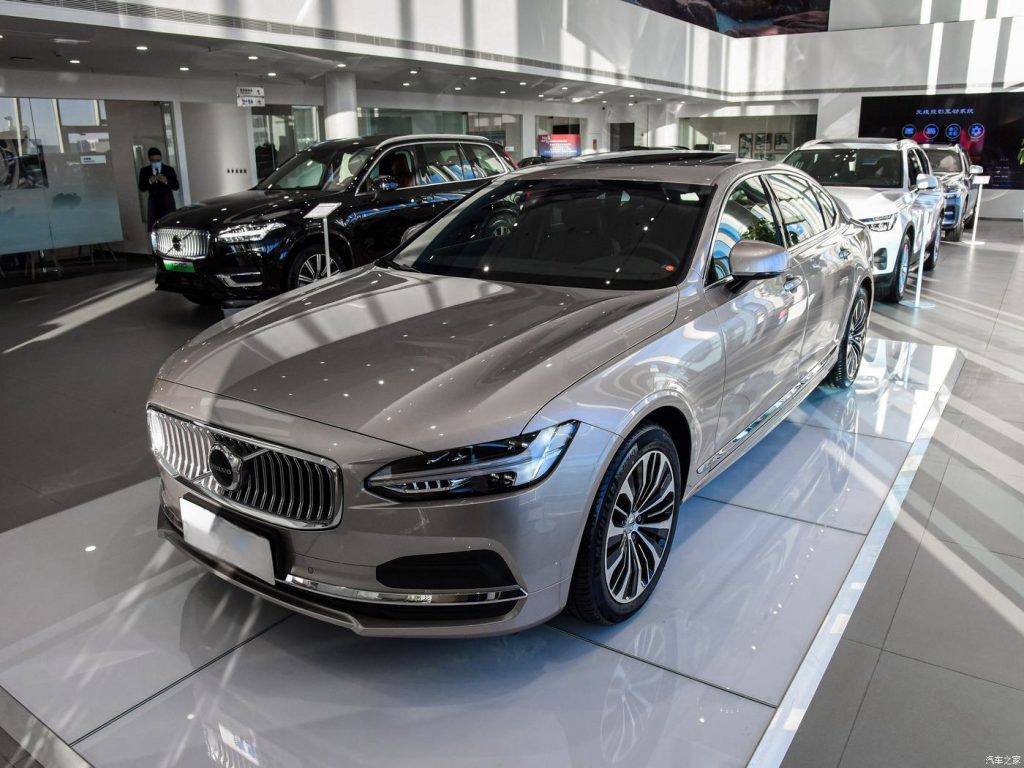 Volvo S90 2024 B5 Жия Luxury Edition - Huishida Trading