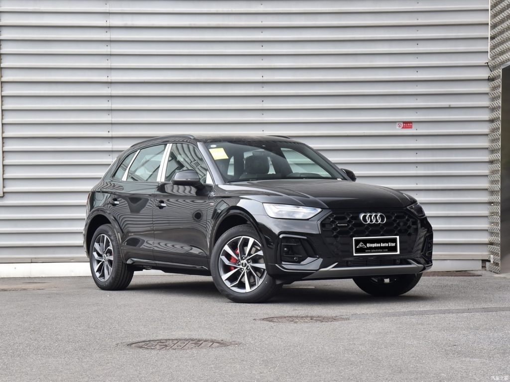 AUDI Q5L 2024 2.0T 4WD 40 TFSI Luxury Dynamic Model - Huishida Trading