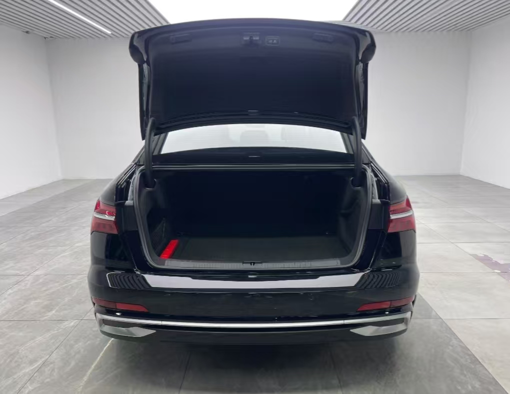 Audi A6L 2023 Facelift 45 TFSI quattro Premium Sport Edition - Huishida Trading