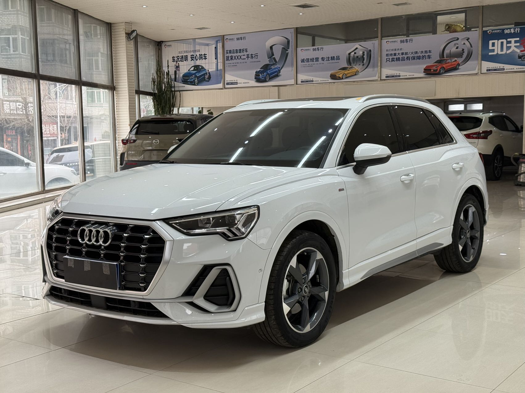 Audi Q3  2022 модельного года 35TFSI, версия «Стиль и динамика»