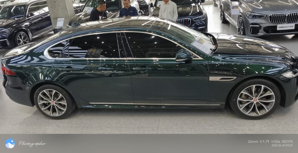 Jaguar XFL 2022 модельного года XFL 2.0T P250 с приводом на две колеса, версия Elite Sport - Huishida Trading