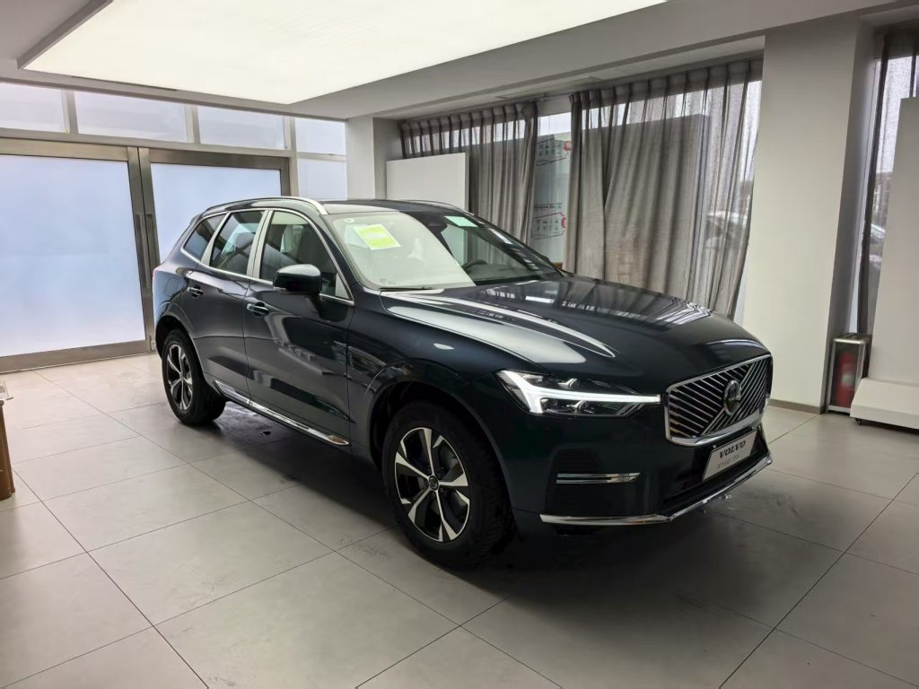 Volvo XC60 2026 Модель B5 AWD Inscription Luxury Edition - Huishida Trading