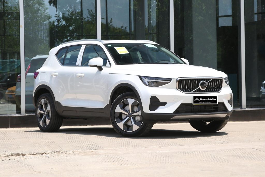 Volvo XC40 2024 B4 4WD Zhiyuan Luxury Edition - Huishida Trading