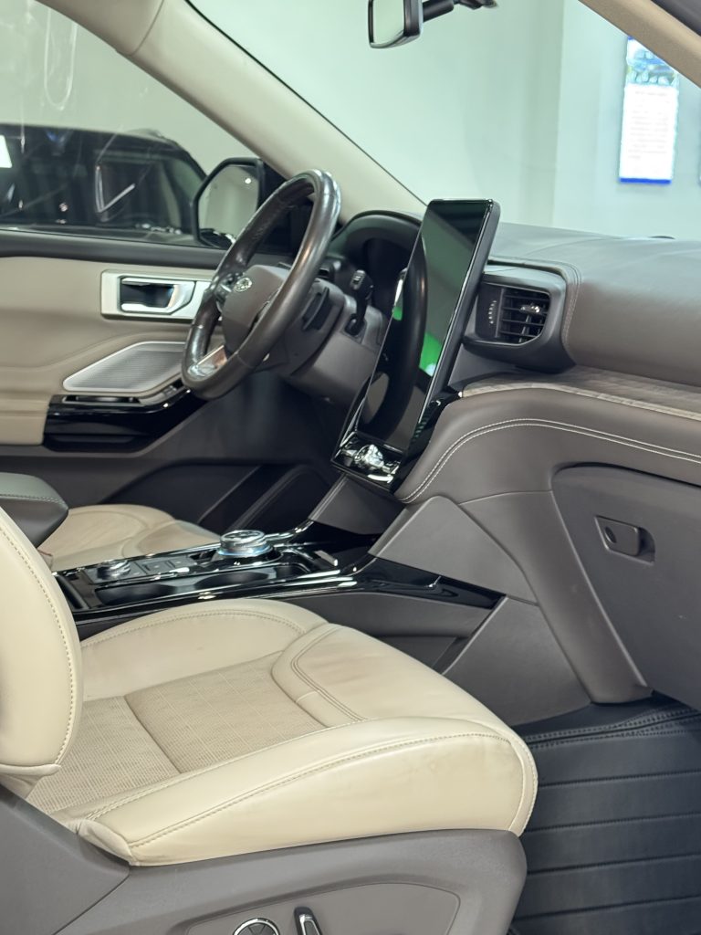FORD EXPLORER 2020 EcoBoost 285 4WD Platinum 6-Seater - Huishida Trading