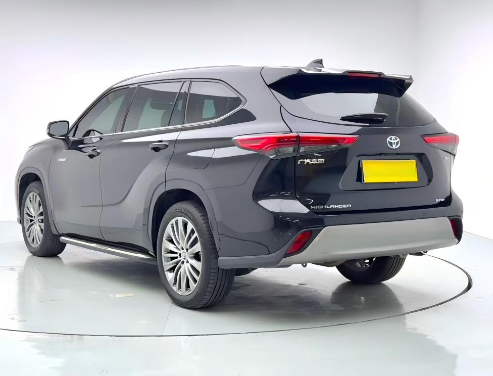Highlander 2023 2,5 л Hybrid Luxury Edition 4WD 7-местный - Huishida Trading