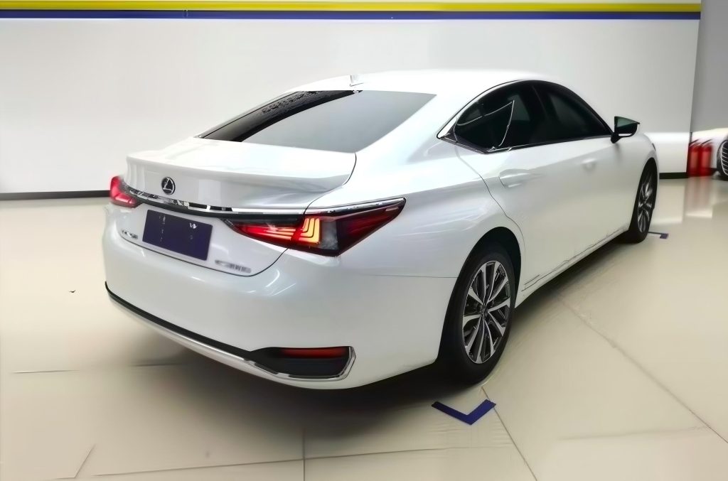 Lexus ES 2021 300h Premium Edition - Huishida Trading