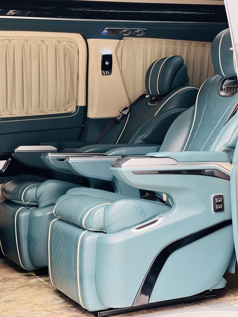 Mercedes-Benz V-Class (тюнер) 2021 V 260 L Длинная колесная база Премиум - Huishida Trading