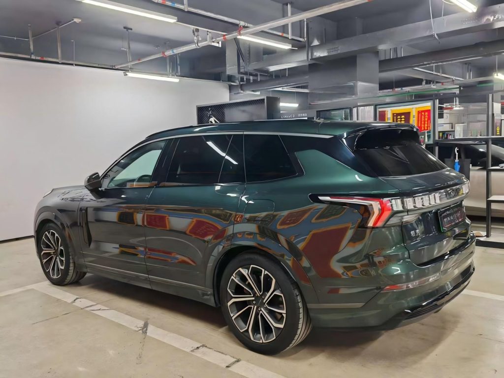 Lynk&Co 09 EM-P 2024 2.0TD EM-P AWD ULTRA Шестиместный - Huishida Trading