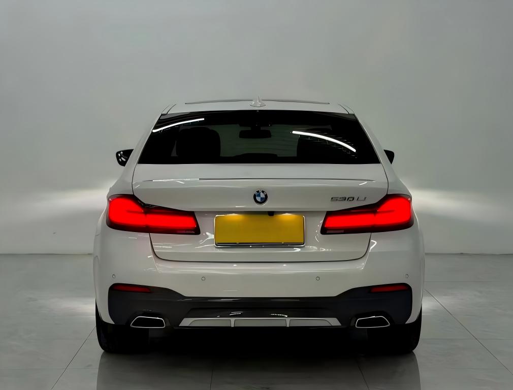 BMW 5 Series 2023 530Li Leading Edition M Sport Package - Huishida Trading