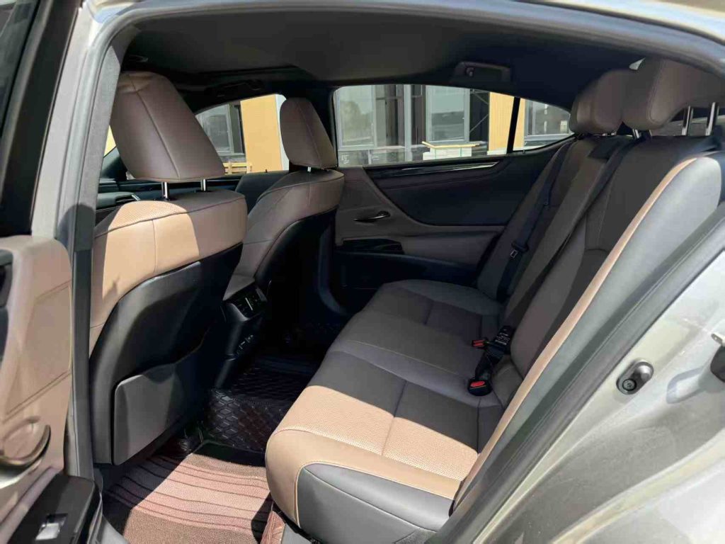 Lexus ES 2023 200 Excellence Edition - Huishida Trading