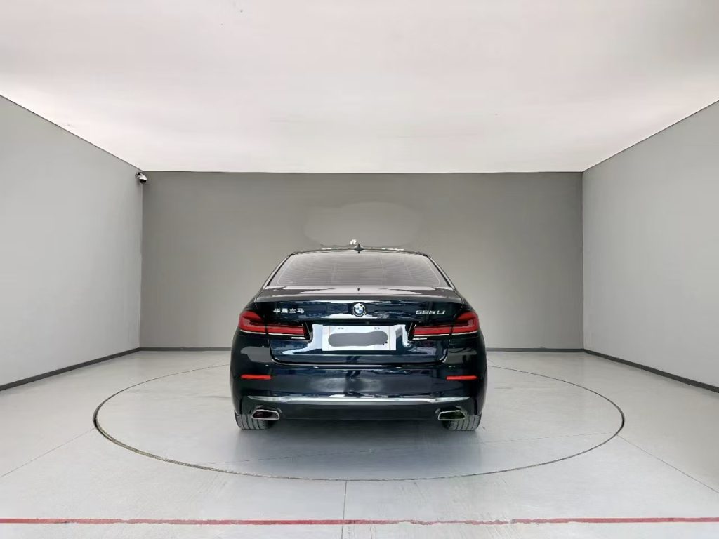BMW 5 Series 2022 Facelift II 525Li Luxury Line - Huishida Trading