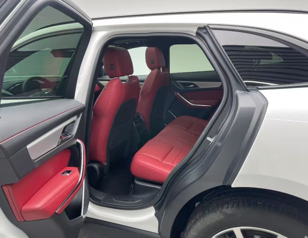 Jaguar F-PACE 2024 P250 R-Dynamic SE - Huishida Trading