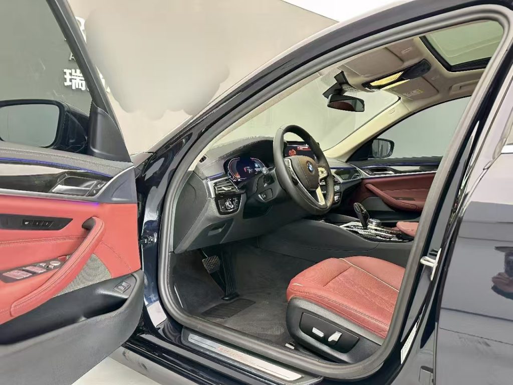 BMW 5 Series 2022 Facelift II 525Li Luxury Line - Huishida Trading