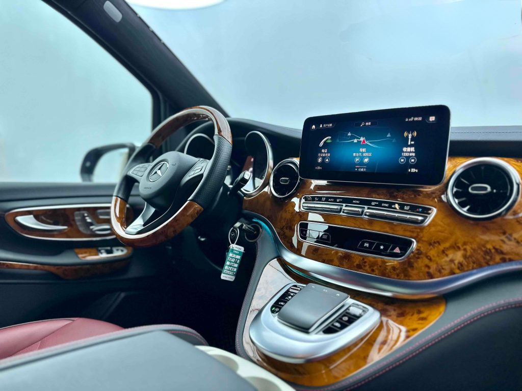 Mercedes-Benz V260 Модифицированная версия 2021 V 260 L Long Wheelbase Deluxe - Huishida Trading