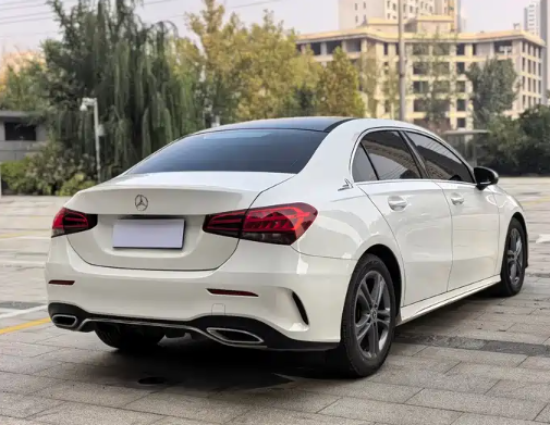 Mercedes-Benz A-Class 2021 модельного года, обновленный A 180 L Sport Sedan - Huishida Trading