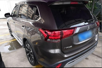 Mitsubishi Outlander 2020 2.4L 4WD Peugeot 7-Passenger - Huishida Trading