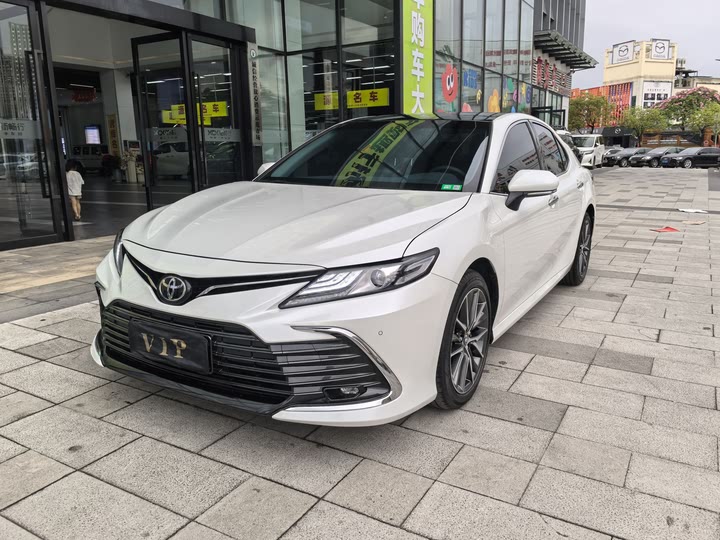 Toyota Camry 2021 2.5G Deluxe