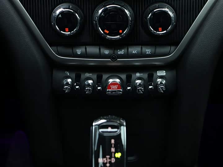 MINI COUNTRYMAN 2023 1.5T COOPER ALL4 Connoisseur - Huishida Trading