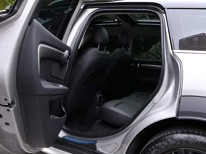 MINI COUNTRYMAN 2023 1.5T COOPER ALL4 Connoisseur - Huishida Trading