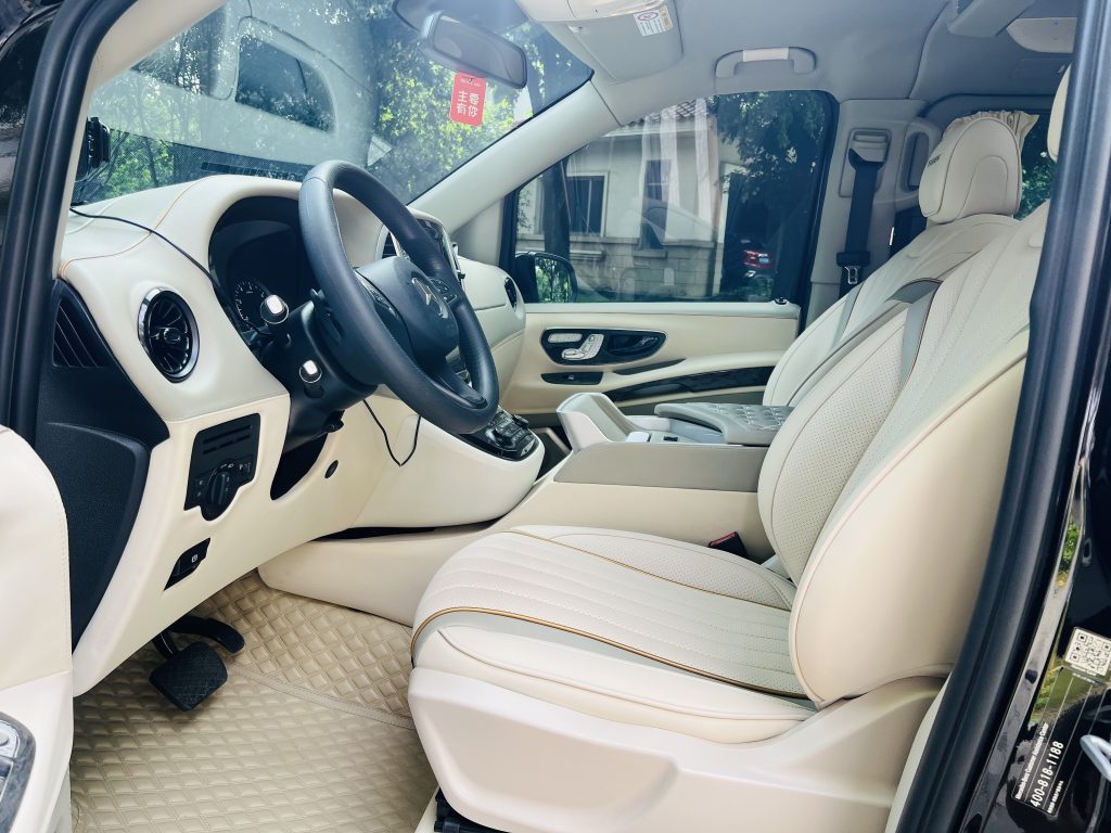 Mercedes-Benz Vito 2021 2.0T Business Edition 7-Seat High Roof Plus - Huishida Trading