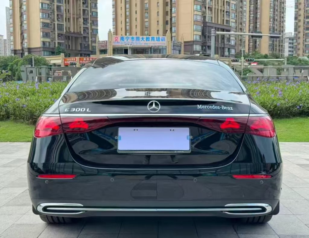 Mercedes-Benz E-Class 2025 E 300L Luxury Sedan - Huishida Trading