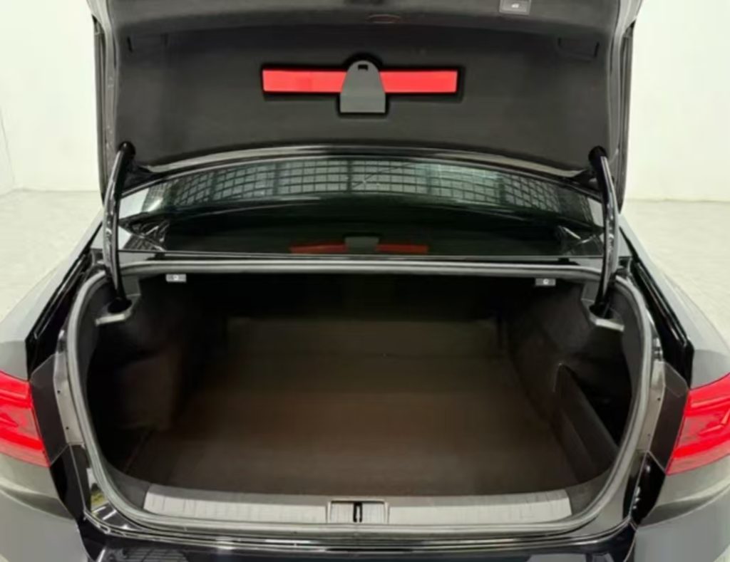 Volkswagen Magotan 2020 330TSI DSG Luxury Edition - Huishida Trading