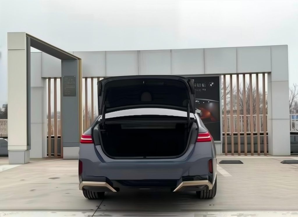 BMW 5 серии 2024 525Li M Sport Package - Huishida Trading