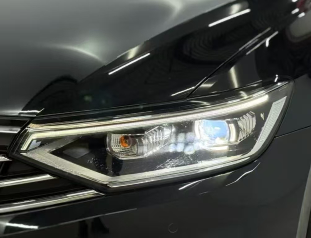 Volkswagen Magotan 2020 330TSI DSG Luxury Edition - Huishida Trading